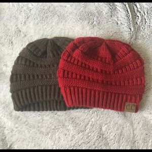 But 1 get 1 free! Beanie❄️